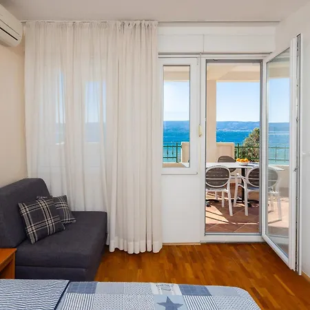 Diamond Beachfront * Duće