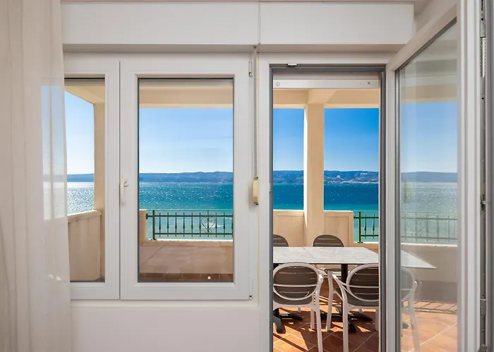 Diamond Beachfront Apartman