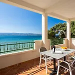 Daire Diamond Beachfront