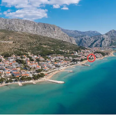 Diamond Beachfront Apartmán Duće