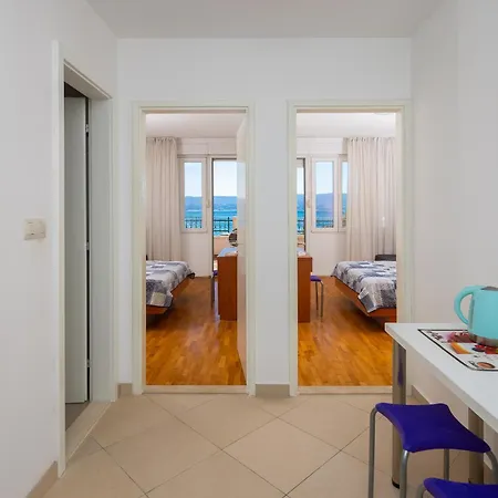 Diamond Beachfront Duće