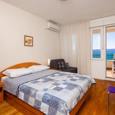 Diamond Beachfront *