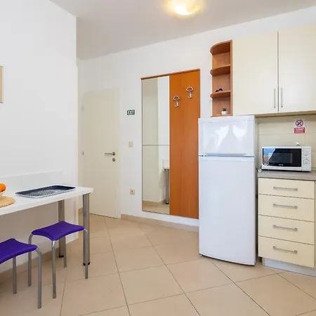 Diamond Beachfront *