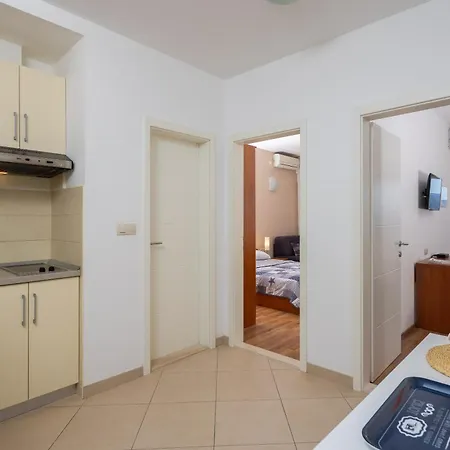 Diamond Beachfront *