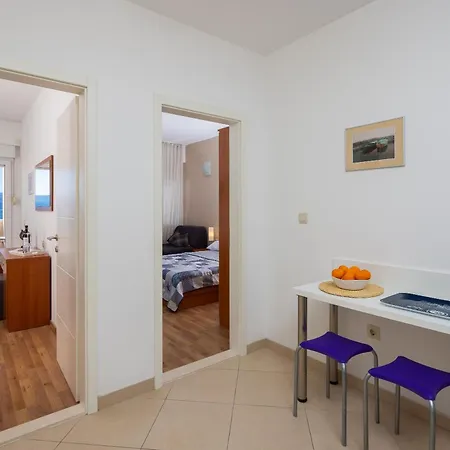 Diamond Beachfront Apartmán Duće