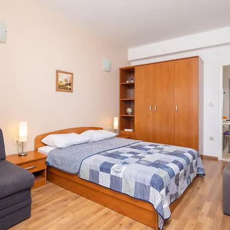 Diamond Beachfront Apartmán