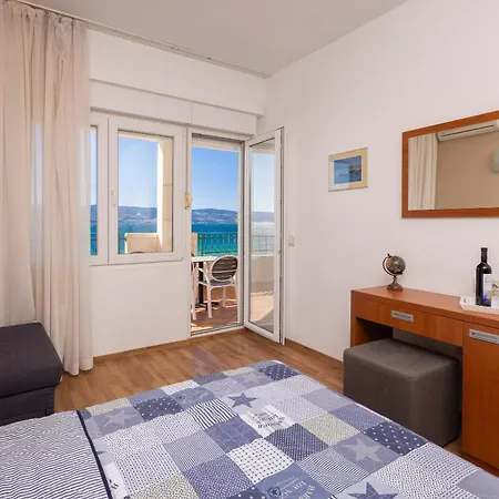 Diamond Beachfront *