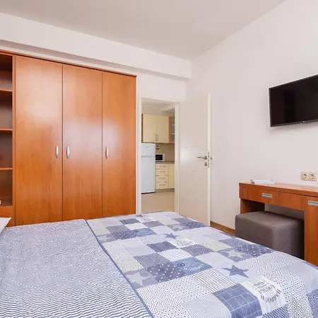 Diamond Beachfront * Duće