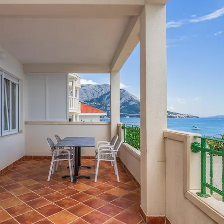 Diamond Beachfront