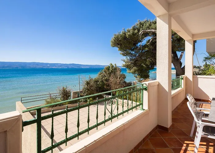 Diamond Beachfront