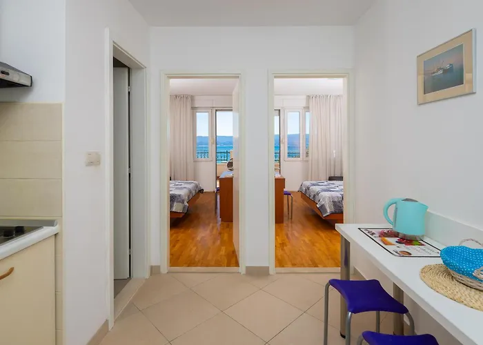 Diamond Beachfront Duće