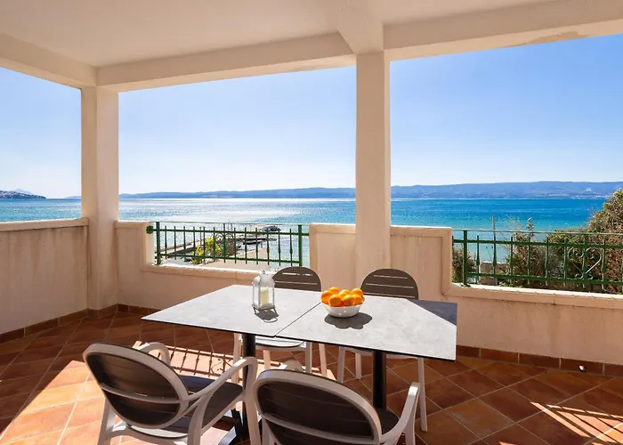 Diamond Beachfront *