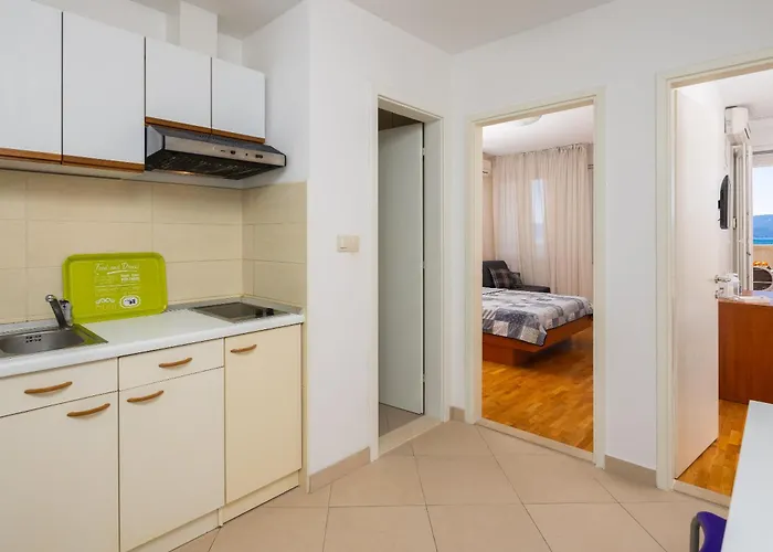 Diamond Beachfront Duće