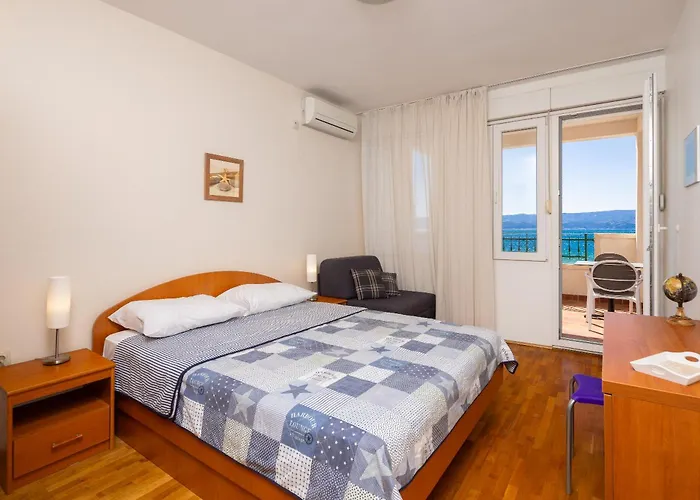 Diamond Beachfront *