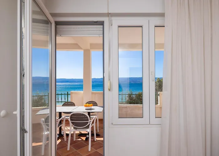 Diamond Beachfront * Duće