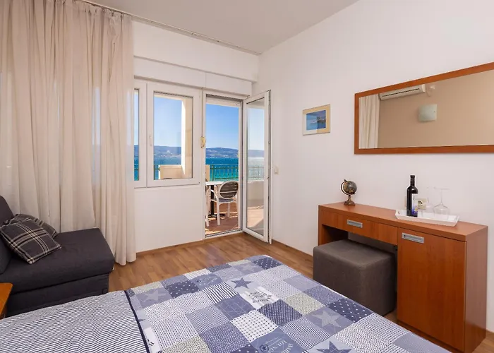 Diamond Beachfront *